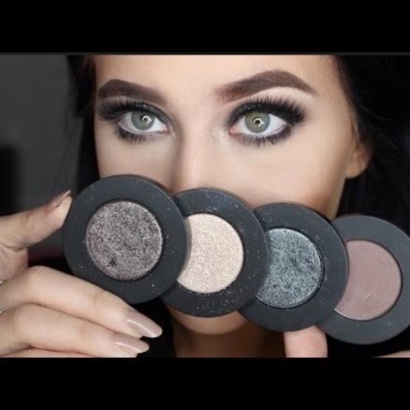 Melt Cosmetics "Gun Metal" eyeshadow stack - Picture 5 of 11